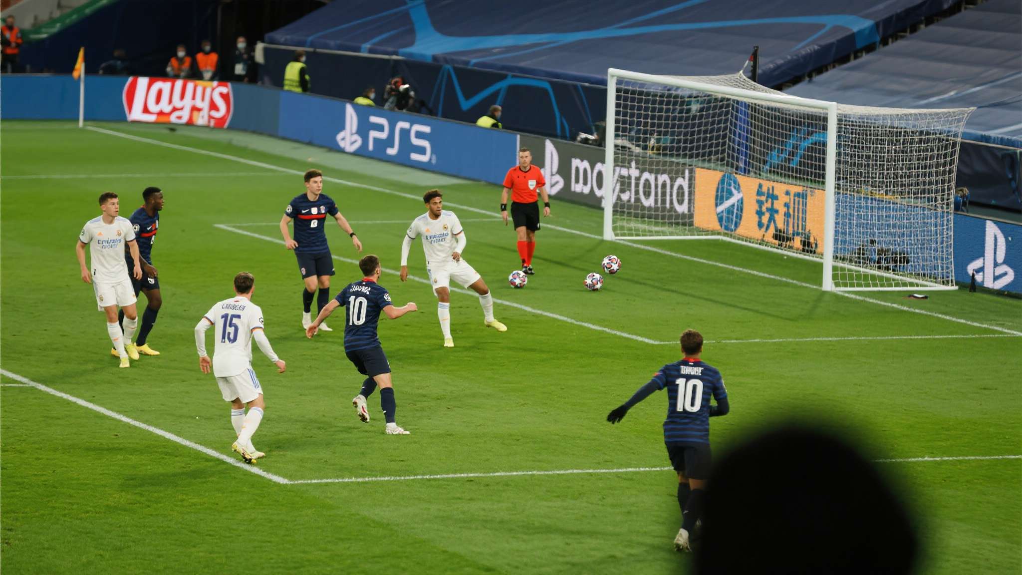 11打10!FIFA第5仍1-2落败 近4场仅1胜 名帅能带队问鼎世界杯? 11打10!FIFA第5仍1-2落败 近4场仅1胜 名帅能带队问鼎世界杯?